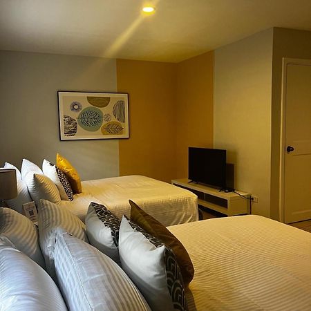 Emerald Manor Hotel Olongapo Dış mekan fotoğraf