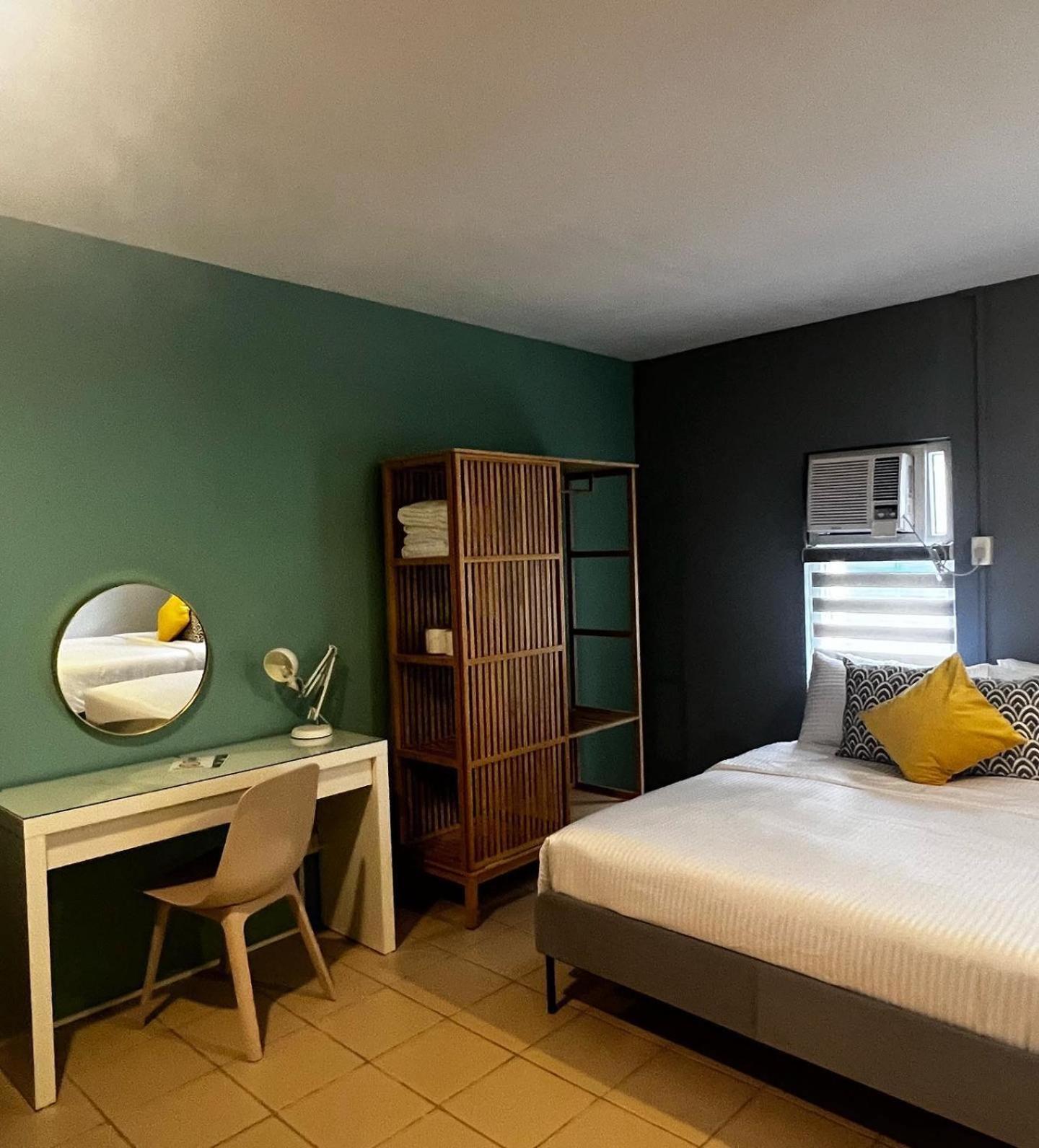 Emerald Manor Hotel Olongapo Dış mekan fotoğraf